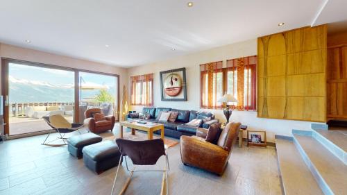 Saint-Pierre-de-Clages Ski Chalet | Axaari - VIEW & SUNNY chalet 10 pers