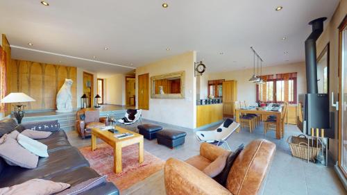 Saint-Pierre-de-Clages Ski Chalet | Axaari - VIEW & SUNNY chalet 10 pers
