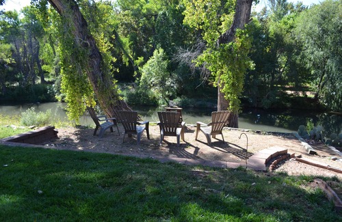 Cornville House | AZ Wine Country Retreat on Oak Creek