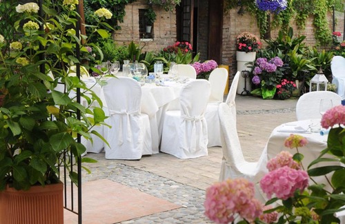 Borghetto House | Azienda Agricola Palazzo Manzoni