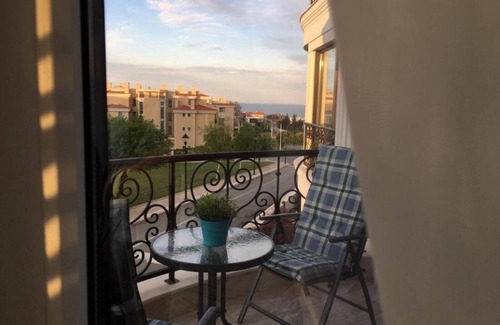 Chernomorets Apartment | Azur Apartment Deluxe