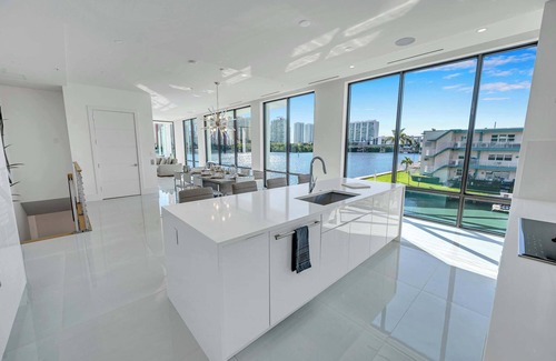 Eastern Shores House | Azure Bay - New listing and construction w/Jacuzzi & elevator in the house