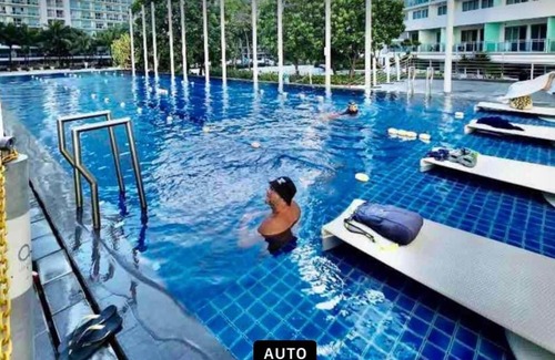 Pasay Apartment | Azure Urban Resort Condo in Parañaque