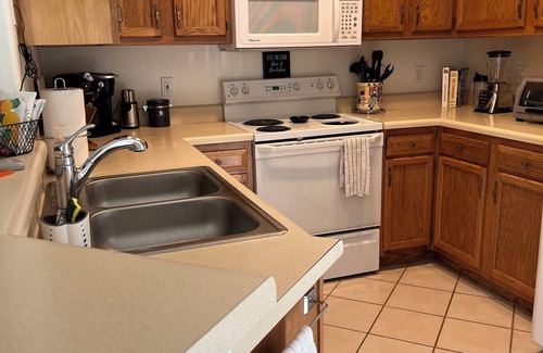 Desert Harbor Condo | AZVR For Seniors, Your Home Away From Home, Monthly Short Term Rental