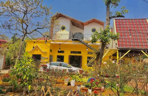Moc Chau Hotel | Bơ House