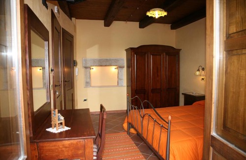 Santa Domenica Bed & Breakfast | B&B Casa Sguitti nel Centro Storico tra Tropea e Capo Vaticano