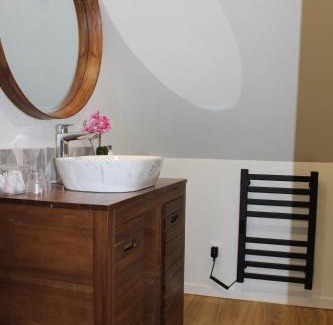Glanville House | B&B DeValpierre adult only