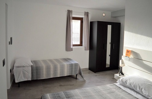 Aieta Bed & Breakfast | B & B Family in the heart of the Village of Aieta (Cs)