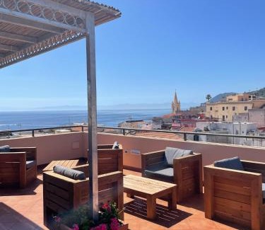 Lipari Historic Centre Bed & Breakfast | B&B Faraglione