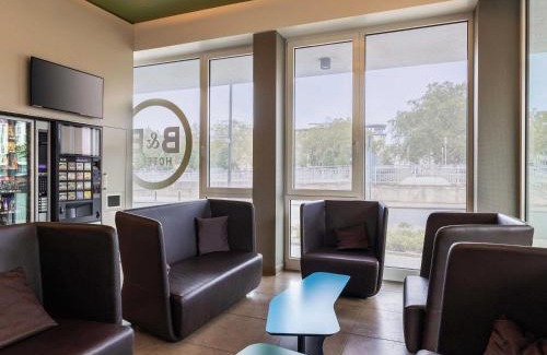Duisburg Mitte Hotel | B&B Hotel Duisburg Hbf-Süd