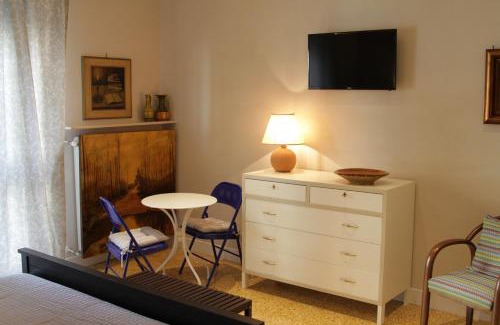 Rimini Historic Center Bed & Breakfast | B&B I Propilei di San Girolamo