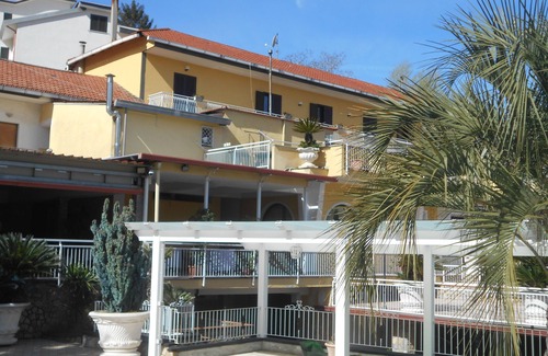 Pimonte Bed & Breakfast | B&B SEA AND MOUNTAINS SORRENTO AREA