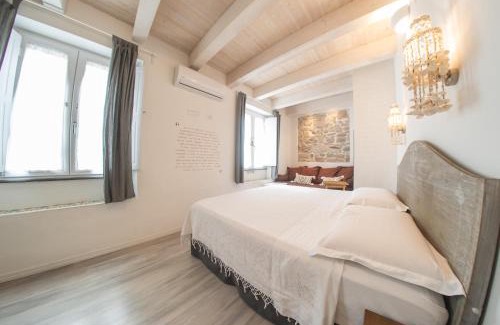 Carloforte Bed & Breakfast | B&B Terra - Stanza Poesia