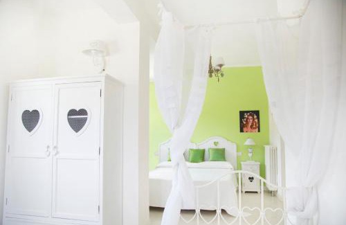 Fondotoce Bed & Breakfast | B&B The Divine