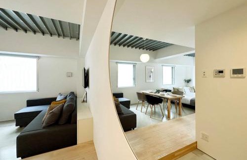 Hiroshima City Centre Apartment | b hotel Arts Dobashi - Cozy & Modern Studio Apt 5 Mins Walk to Peace Park