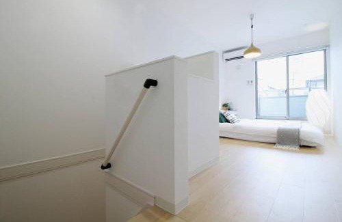 Hiroshima City Centre Apartment | b hotel Ball Park - NewlyBuild 2 bedrm Apt 2 mins Baseball Museum 4ppl