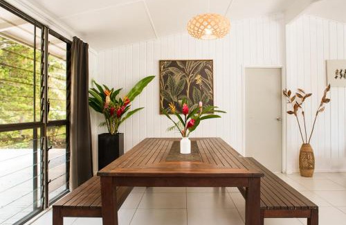 Muri House | B's Beach House on Muri Lagoon