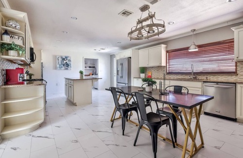 Midland House | back to black odessa