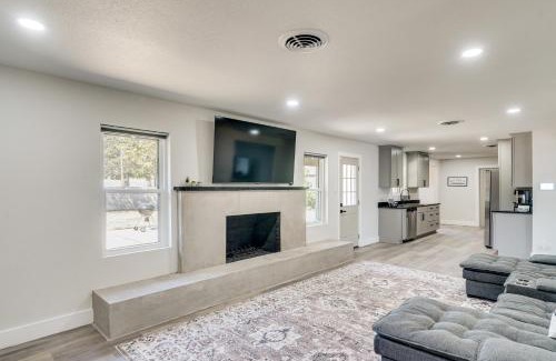 Midland House | Backyard and Game Room! Home in Heart of Midland