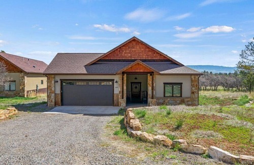 Loghill Village House | Badger Retreat on Golf Course