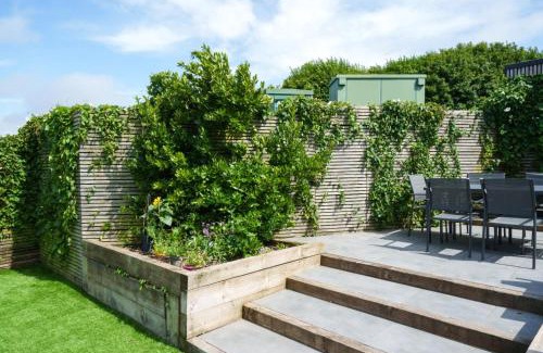 Brighton House | Baggies No.2
