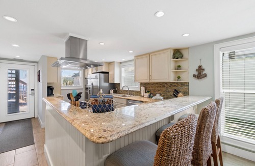 Sunnyside Condo | Bahama West by Panhandle Getaways