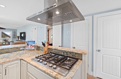 Sunnyside Condo | Bahama West by Panhandle Getaways
