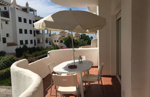Atlanterra Apartment | Bahia de la Plata, with swimming pool