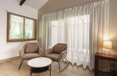 Potrero Resort | Bahia del Sol Beach Front Boutique Hotel