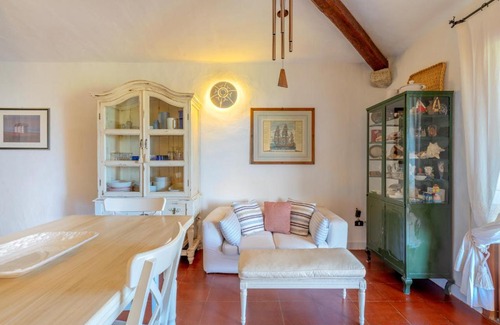 Baja Sardinia Apartment | Baja Sardinia Apartment P1