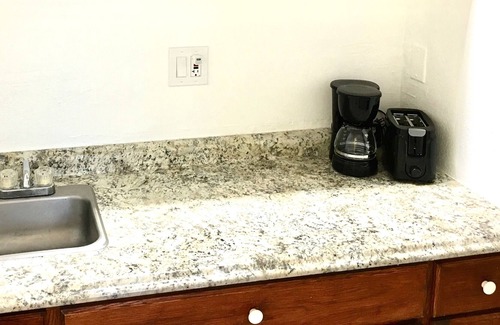 Cutler Bay Apartment | BAJANDA BY ANDY RESORT is very good for couples, business travelers, tourist