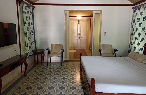 Palanpur Hotel | Balaram Palace Resort