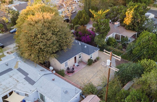 Reseda House | Balcom by AvantStay | Newly Furnished Valley Home