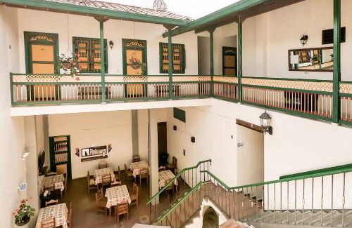 Jardin Hotel | Balcones del Parque Jardin