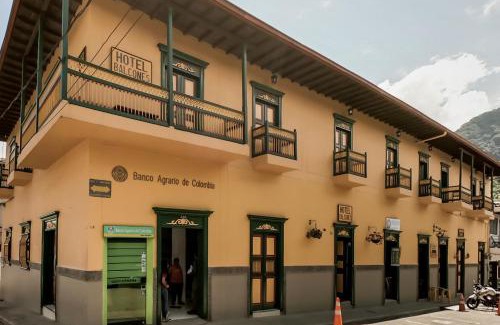 Jardin Hotel | Balcones del Parque Jardin