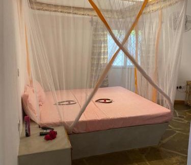 Watamu Bed & Breakfast | Banana House
