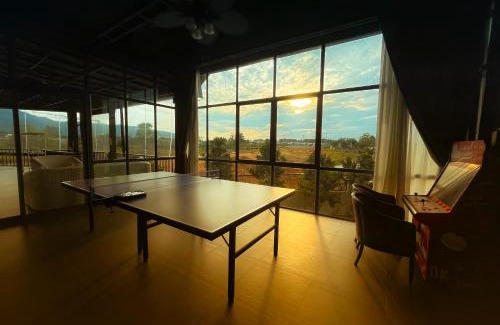 Choeng Thale Villa | BangTao 6卧别墅18米 竞赛级泳池 工业风设计美学 游戏娱乐层 家庭度假 团体聚会