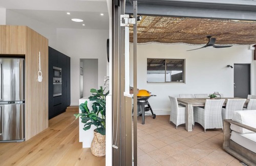 Mollymook House | Banksia Beach House - Your Resort Style Coastal Retreat