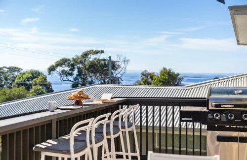 Mollymook Beach House | Bannisters Retreat - coastal haven near beaches