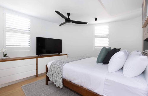Millers Point Apartment | Barangaroo Park - Two Bedroom Apartment (1 King & 1 Queen)
