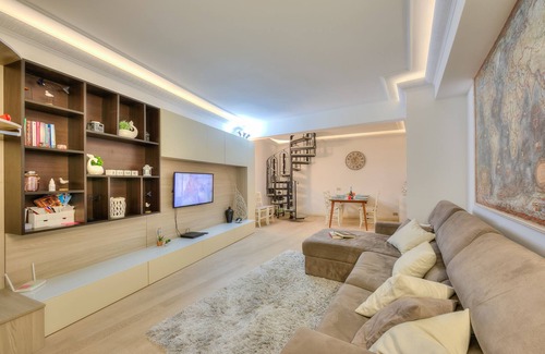 Barbarano Apartment | Barbarano House - near beach, Salò, Italy