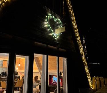 Septon Ski Chalet | Barbuy - Natuurhuisje in Durbuy - Bar - Zwem - Ontspan