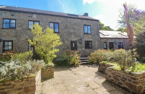 Chysauster House | Barn Cottage