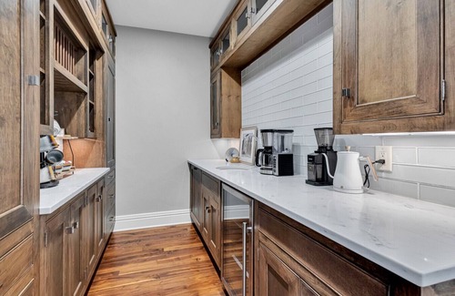 Sheboygan House | Baronwood Oasis-Indoor Pool/Spa-Arcades-16beds-LUX