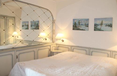 Castagnola Apartment | Barony Olive mit Hund