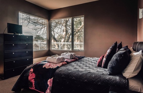Tanunda Apartment | Barossa Apartments complete experience - 16 guests