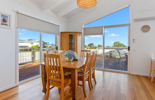Apollo Bay House | Barrabay