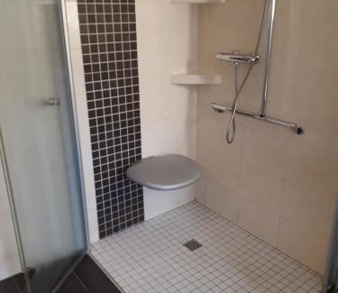 Utarp Apartment | Barreirefreie Wohnung für 2 Personen in Ostfriesland mit 11 KW Ladestation