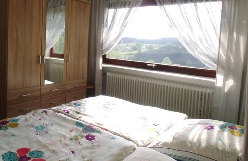 Viechtach Apartment | Barrier-free 55 sqm vacation apartment with panoramic terrace