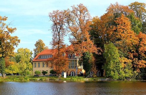 Oberhavel Apartment | Barrier-free double room with shower / toilet